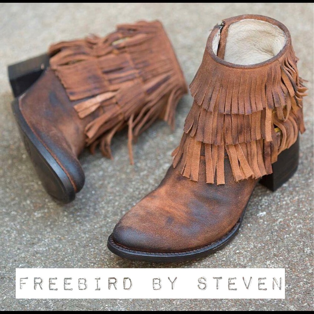 ❤️ FREEBIRD BY STEVEN BELLE BOOTIES ❤️